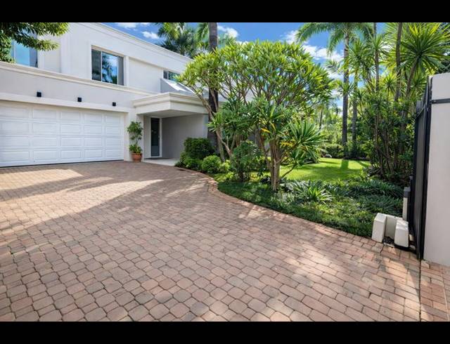 4 BEDROOM HOUSE FOR SALE IN SANDOWN